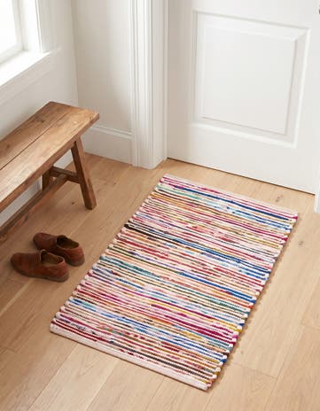 2' x 3' 1 Hand Woven Chindi Cotton Rug