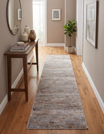 2' 7 x 10' Caspian Runner Rug