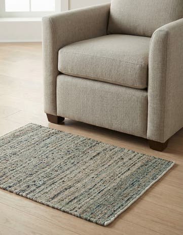2' 2 x 3' 1 Hand Woven Palm Beach Jute Rug