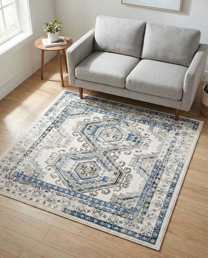 5' 3 x 5' 3 Charlotte Square Rug