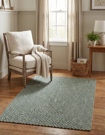 Green Handmade Tweed Braided Jute Rug