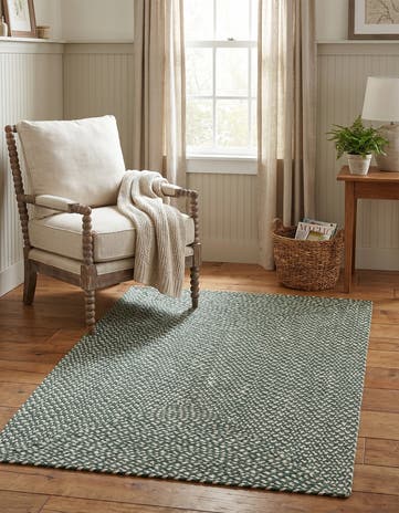 Green Handmade Tweed Braided Jute Rug