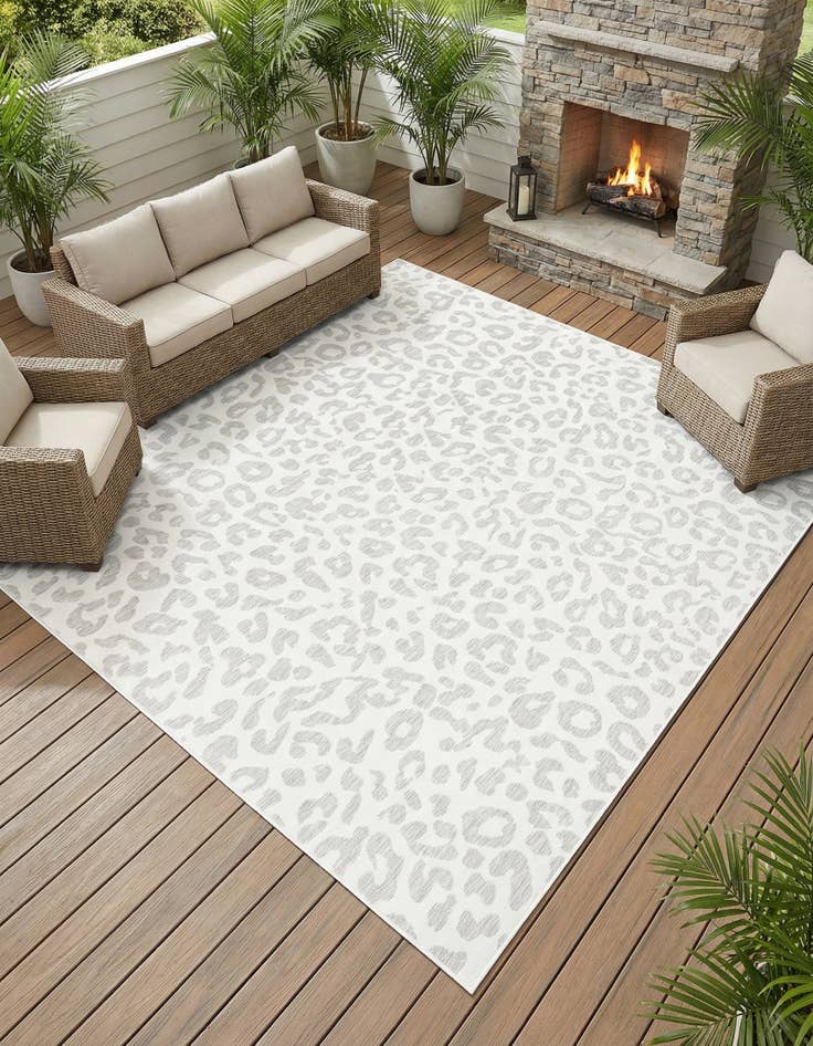 Detail image of 10' x 10'  Washable Safari Indoor / Outdoor Square Rug