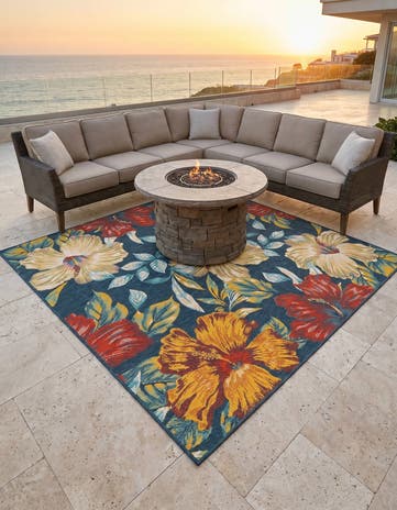 Easy-Clean Coastal Indoor / Outdoor Square Rug