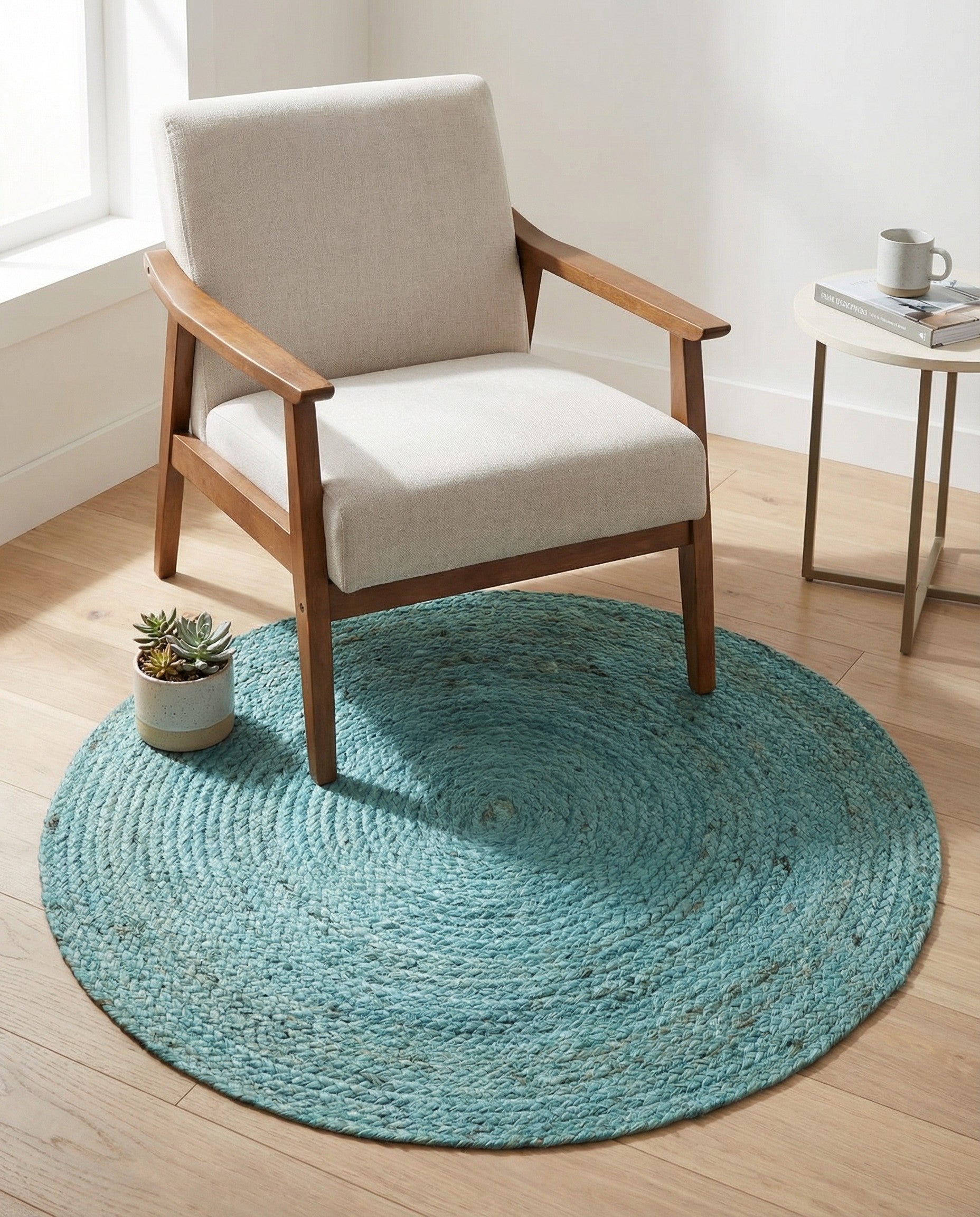 3' 3 x 3' 3  Hand Braided Jute Round Rug