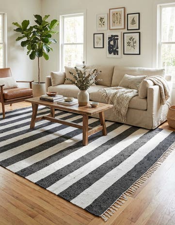 10' x 13' 1 Hand Woven Chindi Rag Rug