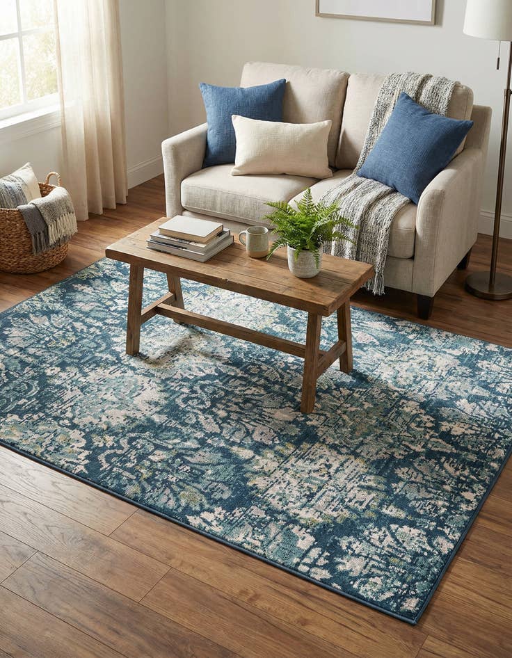 Detail image of 4' x 6' Charleston Rug