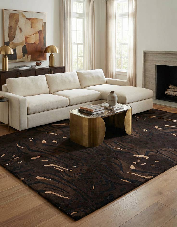 Detail image of 5' 9 x 7' 10 Darya Rug