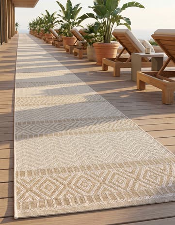Beige Easy-Clean Indoor / Outdoor Runner Rug