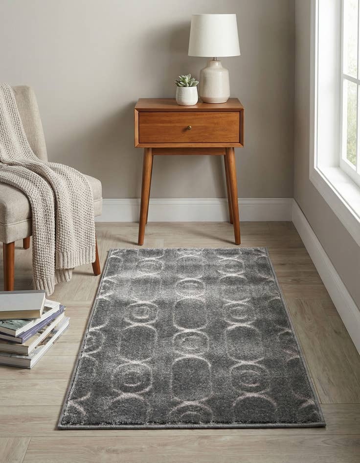Detail image of 2' x 3' Vogue Geo Rug