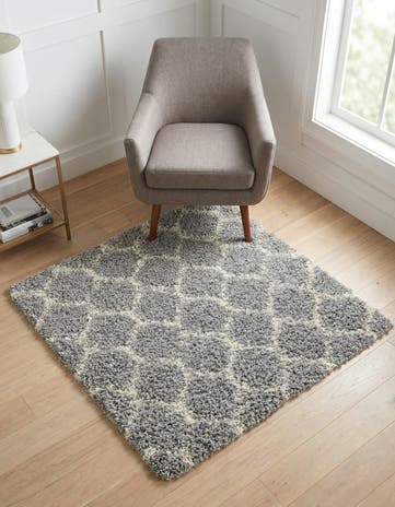 Gray Lattice Shag Square Rug