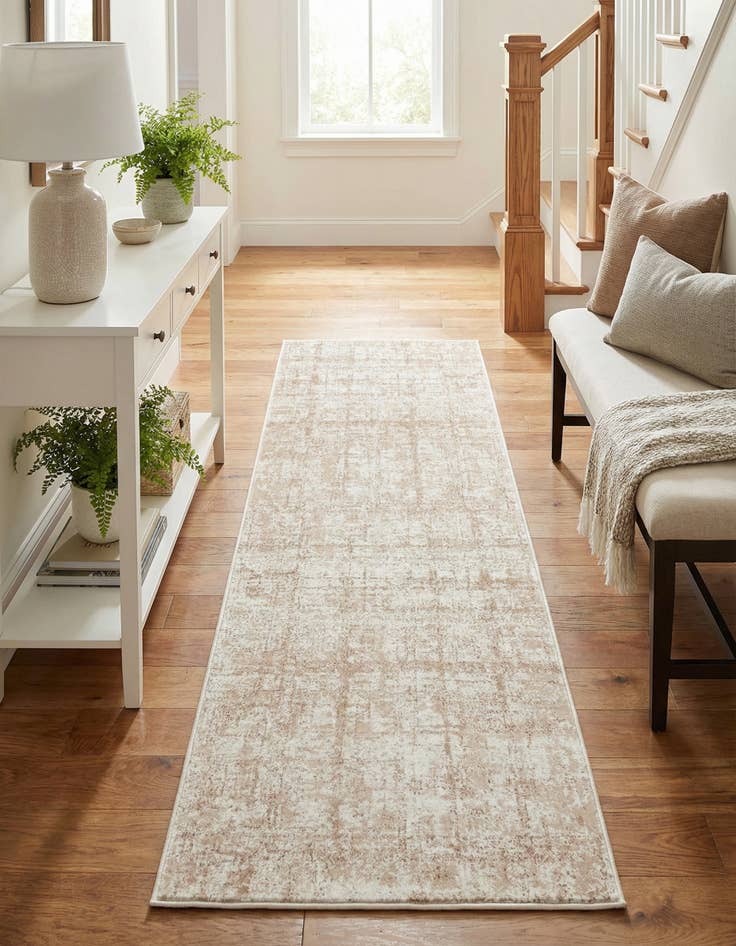 Detail image of Jill Zarin 2' 7 x 8' Uptown Lexington Avenue Runner Rug