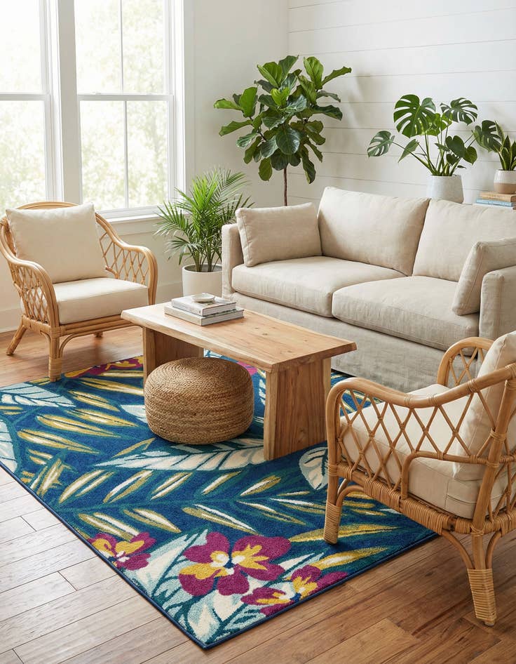 Detail image of 7' 10 x 7' 10 Bloom Square Rug