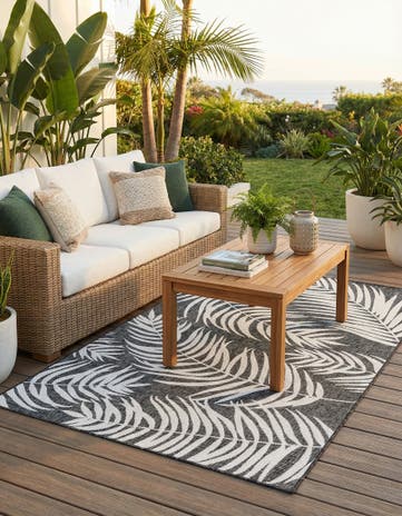 5' 3 x 8' Easy-Clean Botanical Indoor / Outdoor Rug