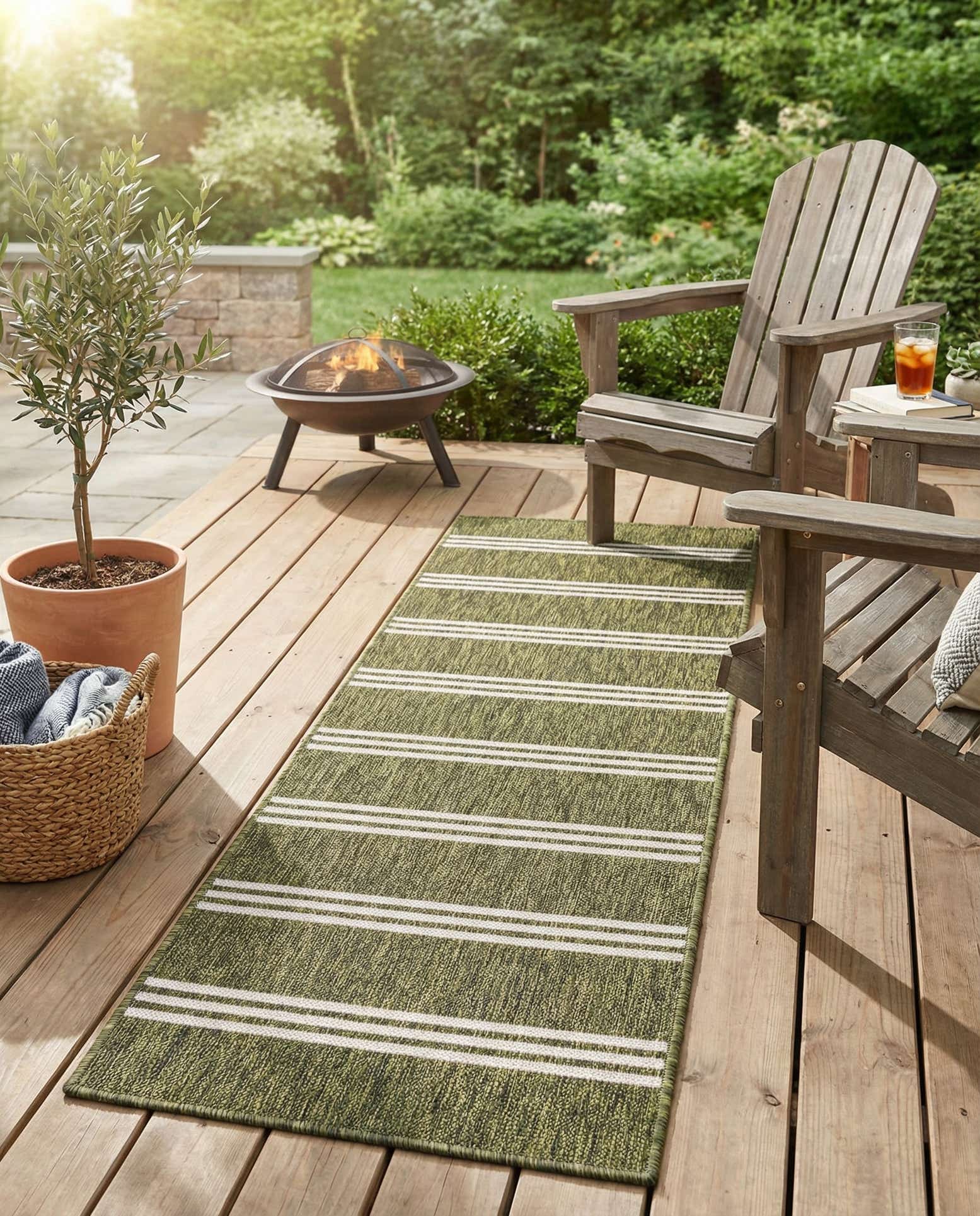 2' x 6' Easy-Clean Jill Zarin Anguilla Indoor / Outdoor Runner Rug