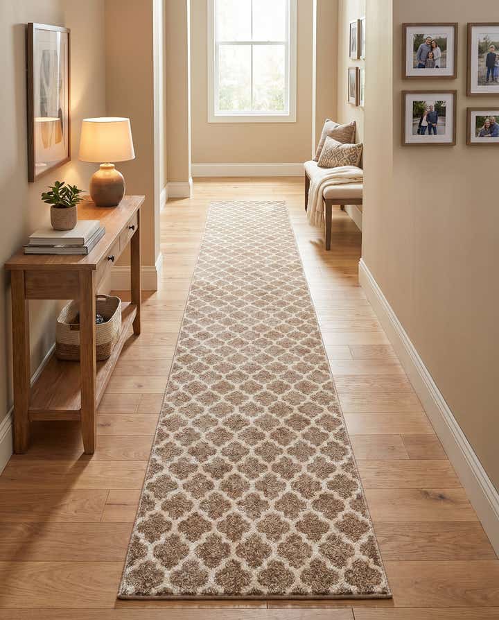 2' 7 x 19' 8 Lattice Runner Rug