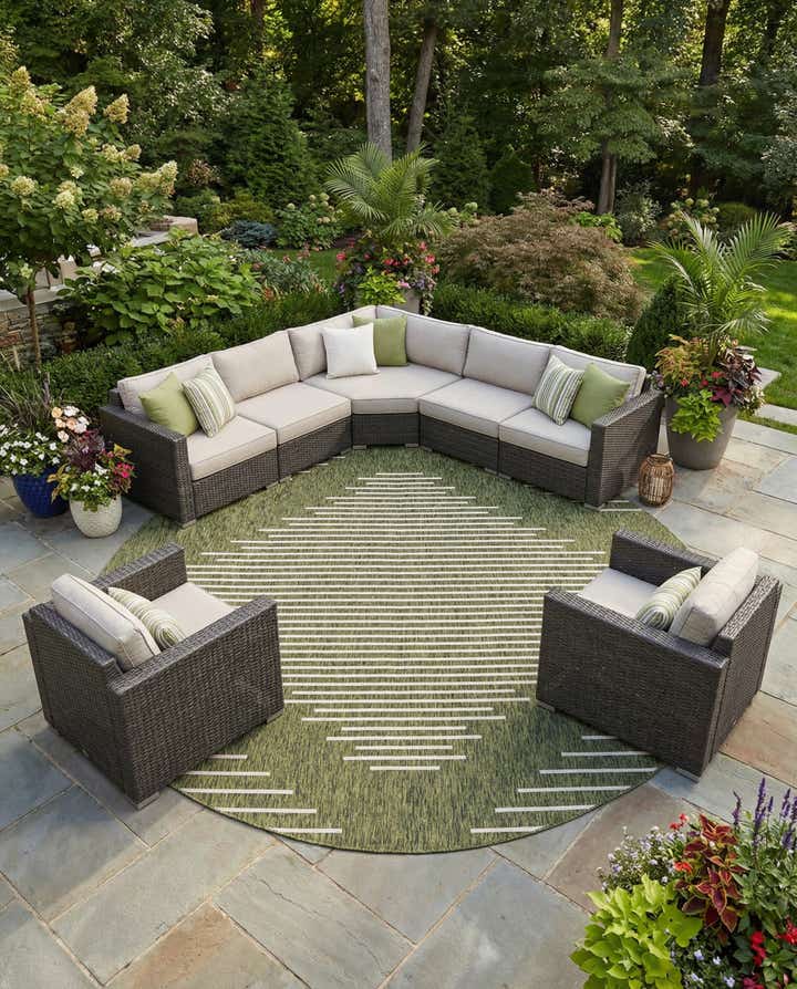 13' x 13' Easy-Clean Modern Indoor / Outdoor Round Rug