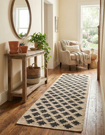 2' 7 x 10' Hand Woven Kala Handwoven Jute Runner Rug