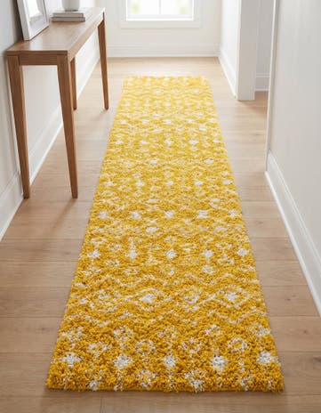 2' 7 x 12' Moroccan Trellis Shag Runner Rug