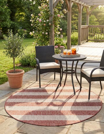 6' x 6' Easy-Clean Ribbon Indoor / Outdoor Round Rug