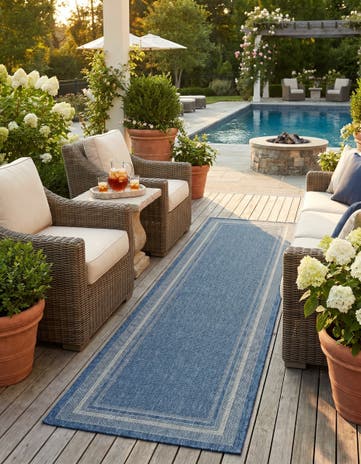 2' 7 x 10' Easy-Clean Border Indoor / Outdoor Runner Rug