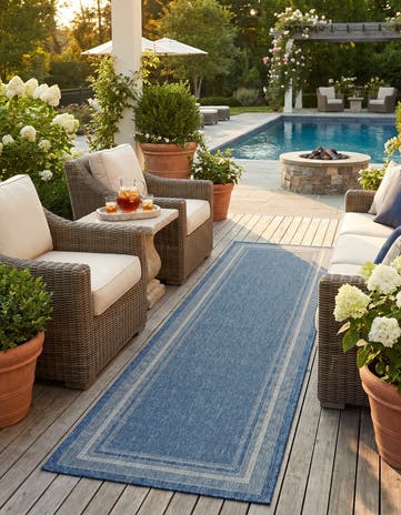 2' 7 x 10' Easy-Clean Border Indoor / Outdoor Runner Rug