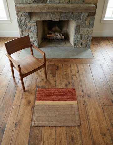 2' 4 x 2' 5 Hand Knotted Persian Wool Square Rug