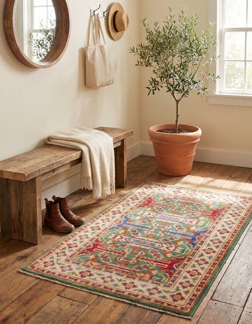 2' 7 x 4' Hand Knotted Kazak Rug