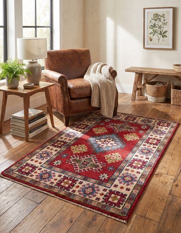 2' 7 x 4' 4 Hand Knotted Kazak Rug
