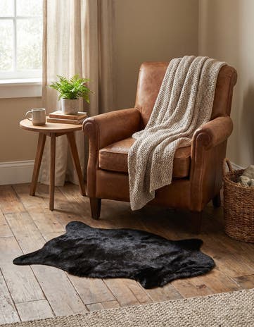 1' 8 x 2' 7 Cowhide Leather Rug
