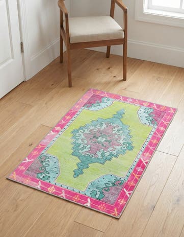 Green Washable Timeless Rug