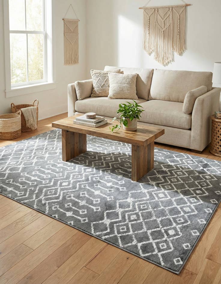 Detail image of 5' 3 x 8' Kasbah Trellis Rug