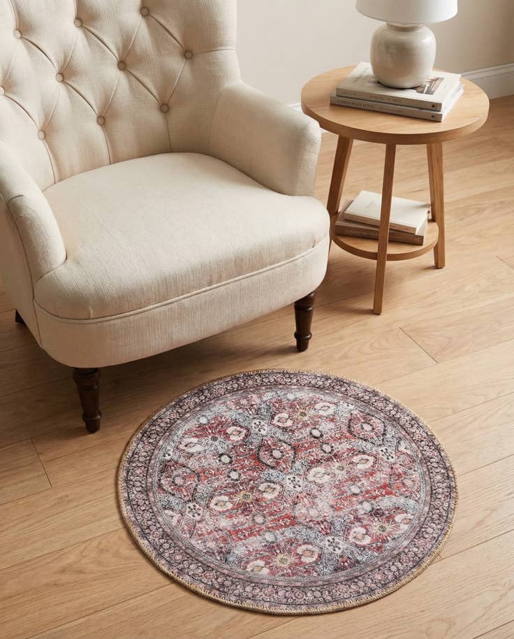 Detail image of 2' x 2' Washable Timeless Round Rug