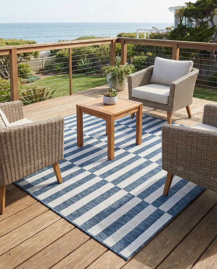 6' x 6' Easy-Clean Striped Indoor / Outdoor Square Rug