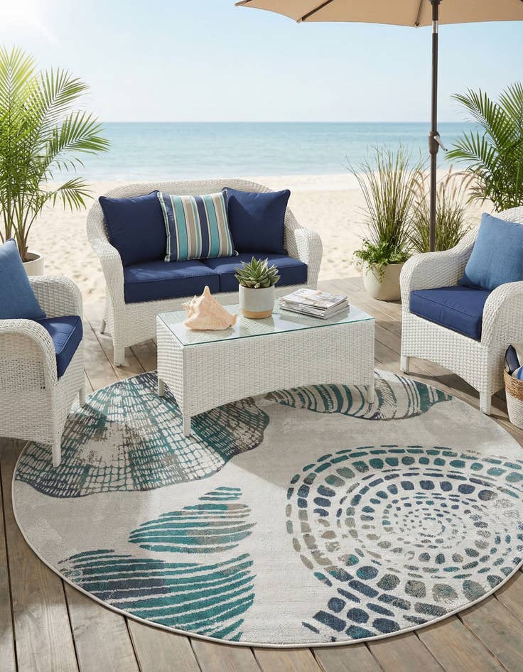 Detail image of 7' x 7' Washable Coastal Indoor / Outdoor Round Rug