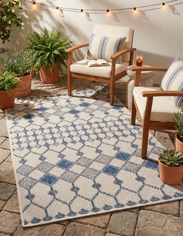 3' x 5' 3 Easy-Clean Lattice Indoor / Outdoor Rug
