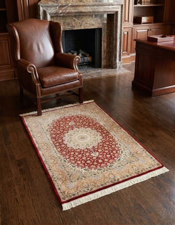 3' 3 x 4' 10 Ghom Silk Rug
