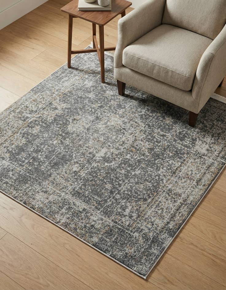 Detail image of 4' 3 x 4' 3 Havana Square Rug