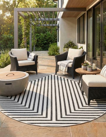 10' x 10' Easy-Clean Modern Indoor / Outdoor Round Rug