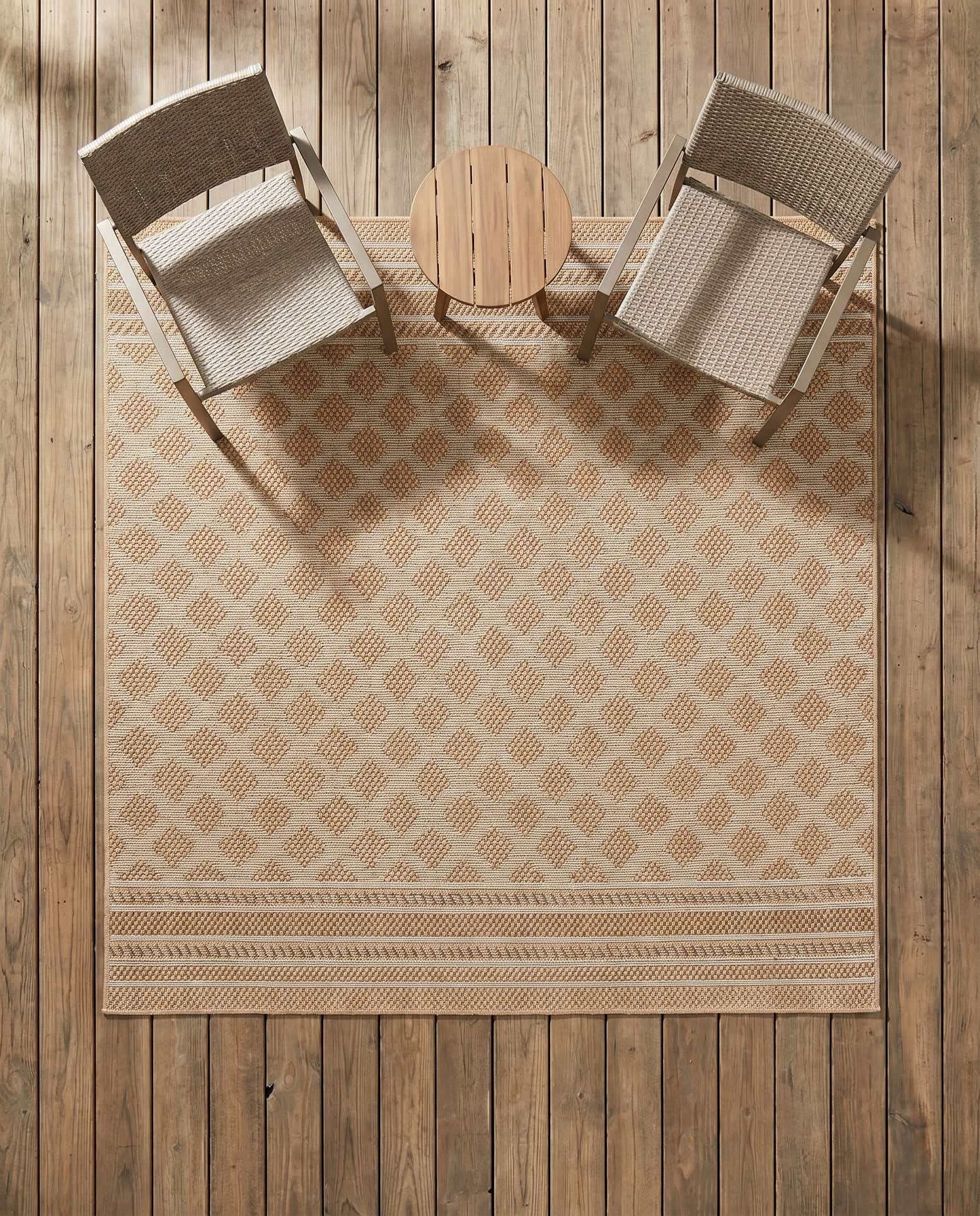 5' 1 x 5' 1 Easy-Clean Trellis Indoor / Outdoor Square Rug