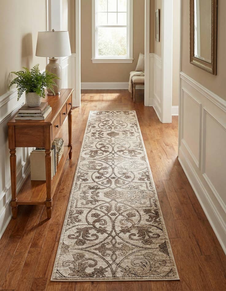 Detail image of 2' 7 x 12' Himalaya Runner Rug