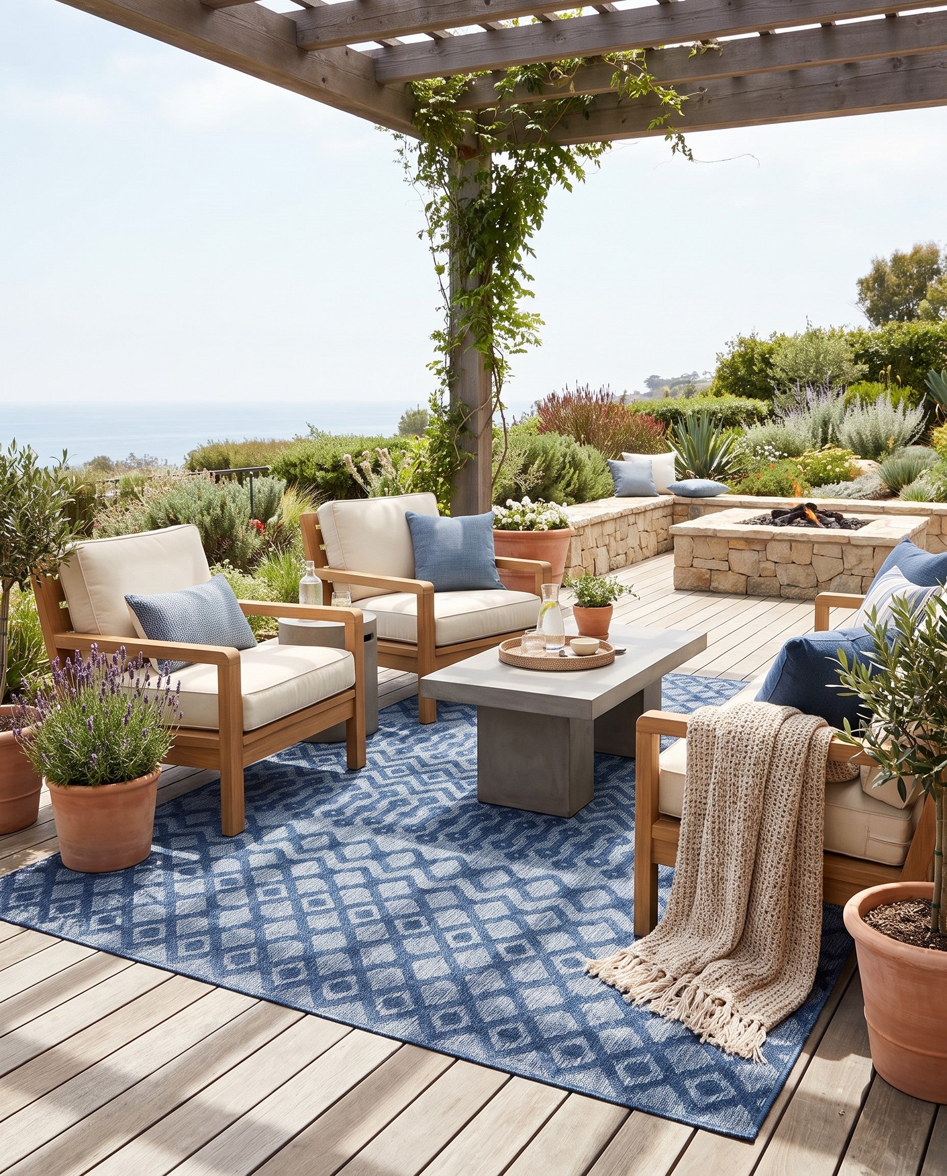 Navy Blue Easy-Clean Trellis Textured Indoor / Outdoor Rug