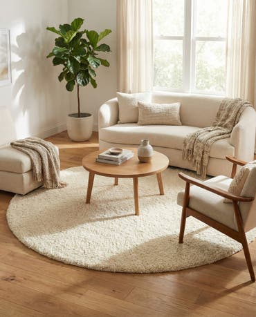  7' x 7' Solid Shag Round Rug