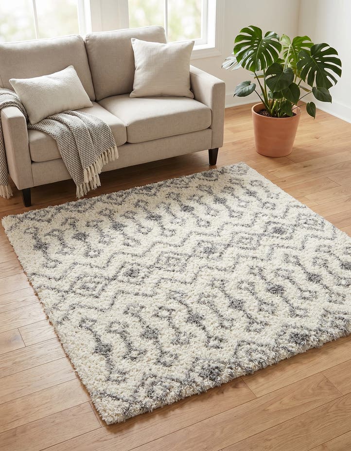 5' 3 x 5' 3 Moroccan Trellis Shag S...