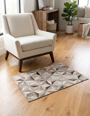 2' 1 x 3' Cowhide Leather Rug
