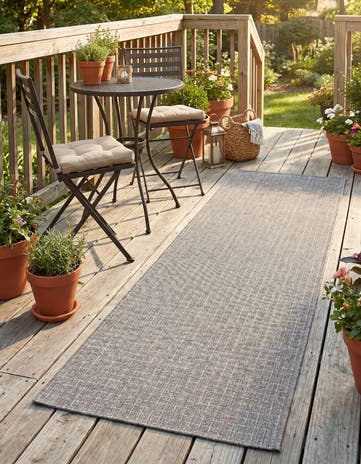 2' x 8' Easy-Clean Checkered Indoor / Outdoor Runner Rug
