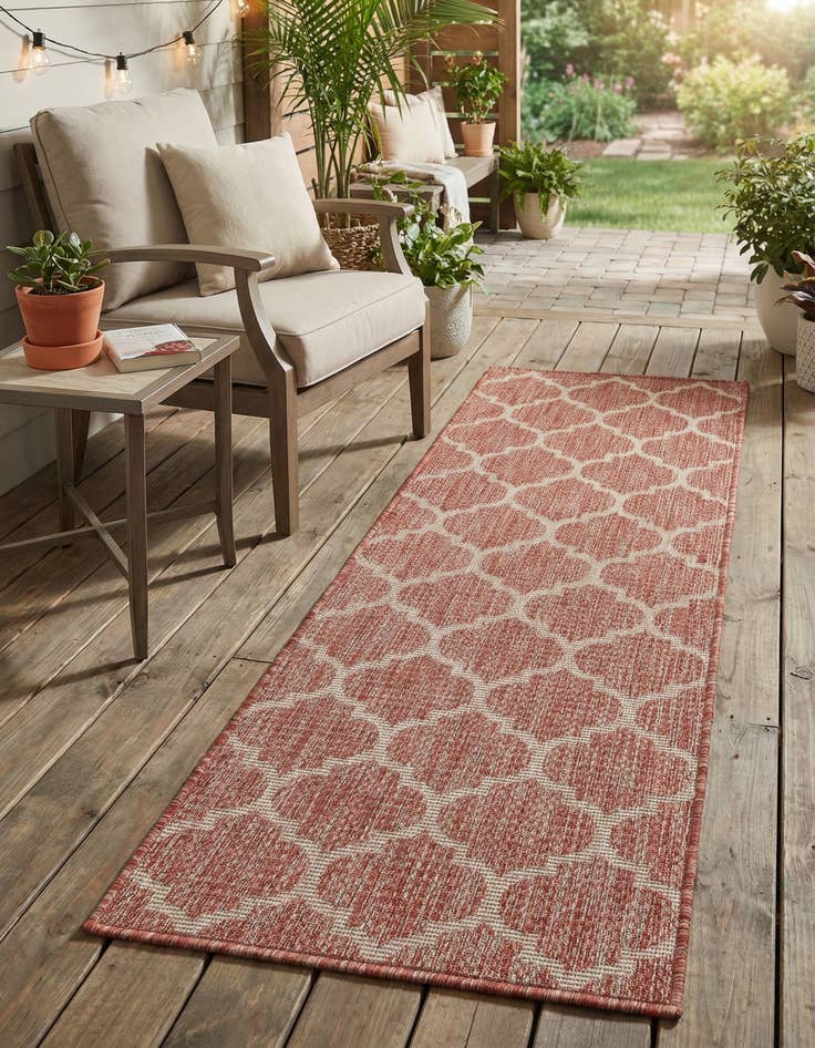 Detail image of 2' x 6' Washable Lattice Indoor / Outdoor Runner Rug