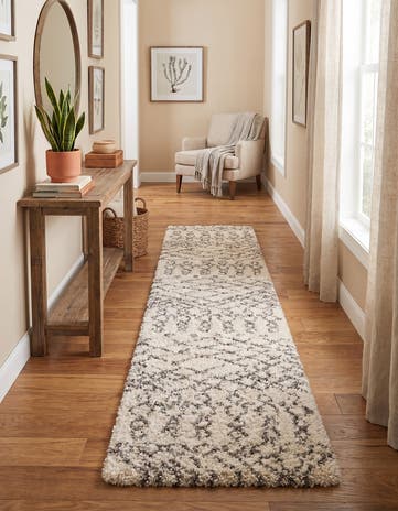2' 7 x 13' Moroccan Shag Runner Rug