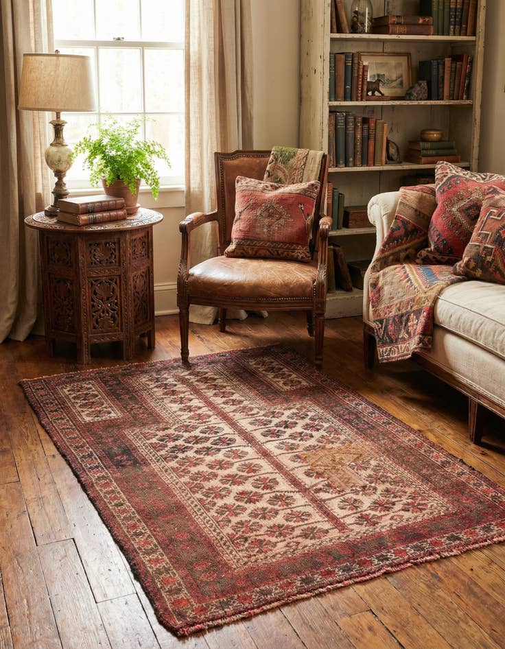 Detail image of 2' 7 x 4' 5 Hand Knotted Ultra Vintage Persian Wool Rug