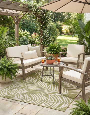 Green Easy-Clean Botanical Indoor / Outdoor Rug